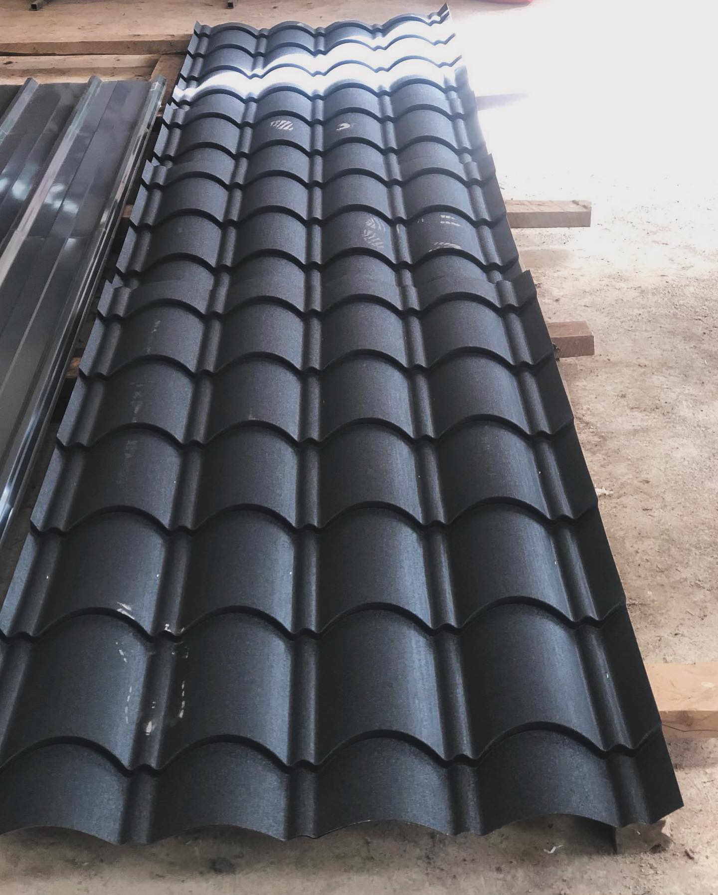 Modern Stone-Coated Roofing Tile